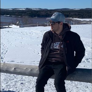 Meet your Posher, Curtis